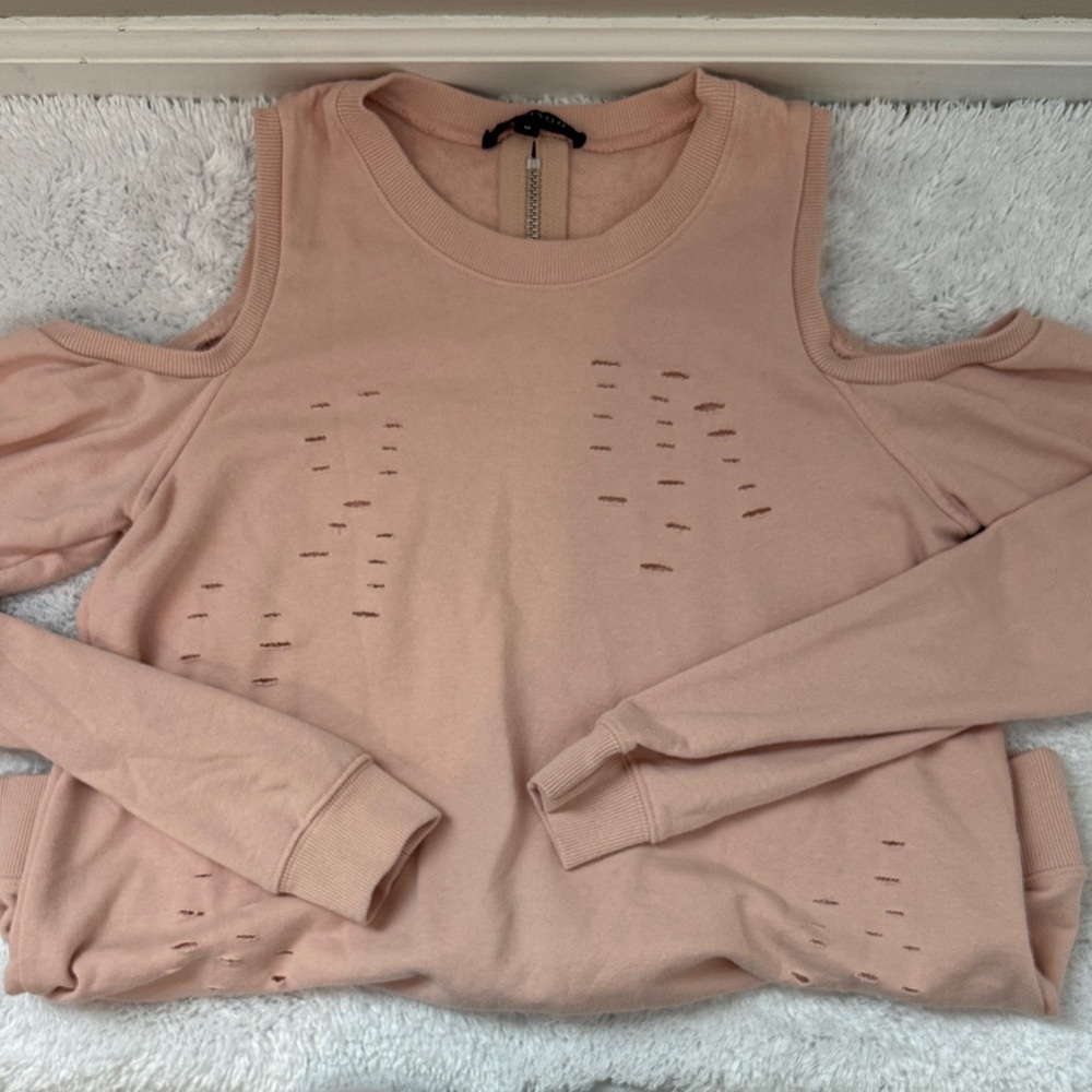 Jamison Cold Shoulder Distressed Top in Soft Pink